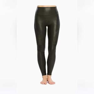SPANX Shiny Black Moto Leggings Size M